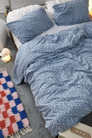 How to Achieve the Ultimate Spring Bedroom Look with Gorgeous Shades of Blue! 