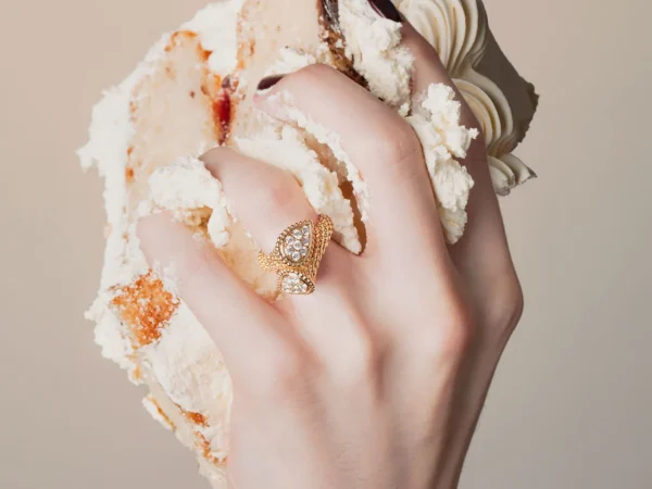 The ‘It-Girl’ Wedding Ring Styles Everyone is Talking About