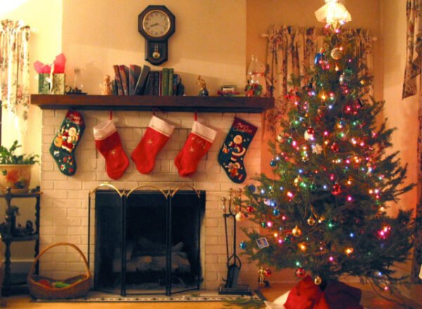 The Ideal Date for Families to Deck the Halls This Christmas!