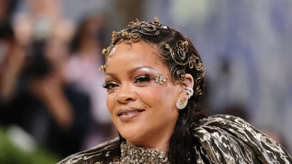 Metallic Manicures Were All Over the 2026 Met Gala Red Carpet