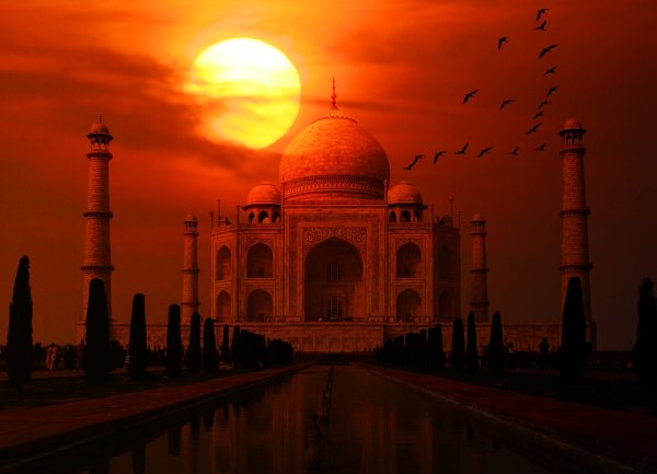 10 Destinations to See the Most Beautiful Sunset Spots in the World