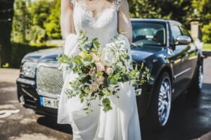 The Most Photogenic Vintage Wedding Cars for Timeless Wedding Photos