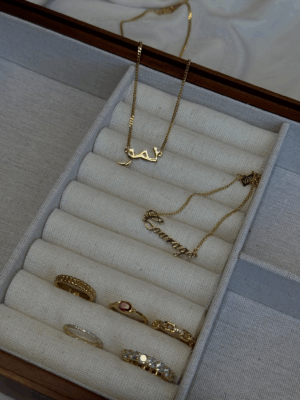 Why Everyone’s Choosing a ‘Word of the Year’ for 2026 – and How to Find Yours 